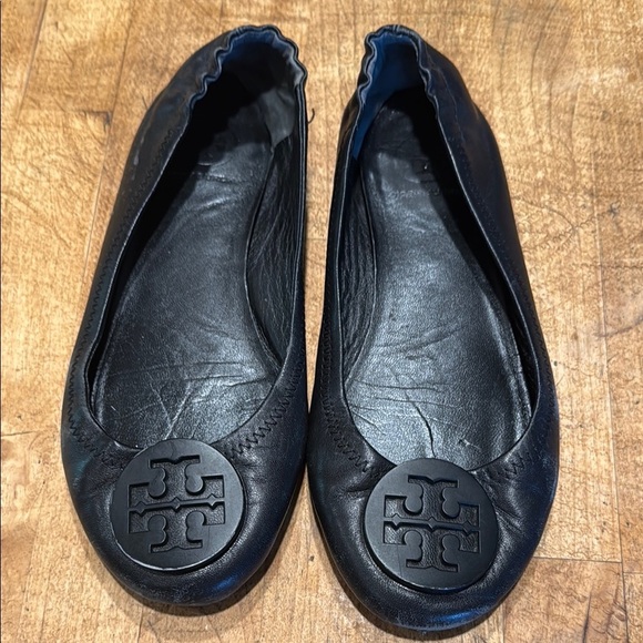 Tory Burch Black Leather Slip-On Flats - Picture 1 of 4